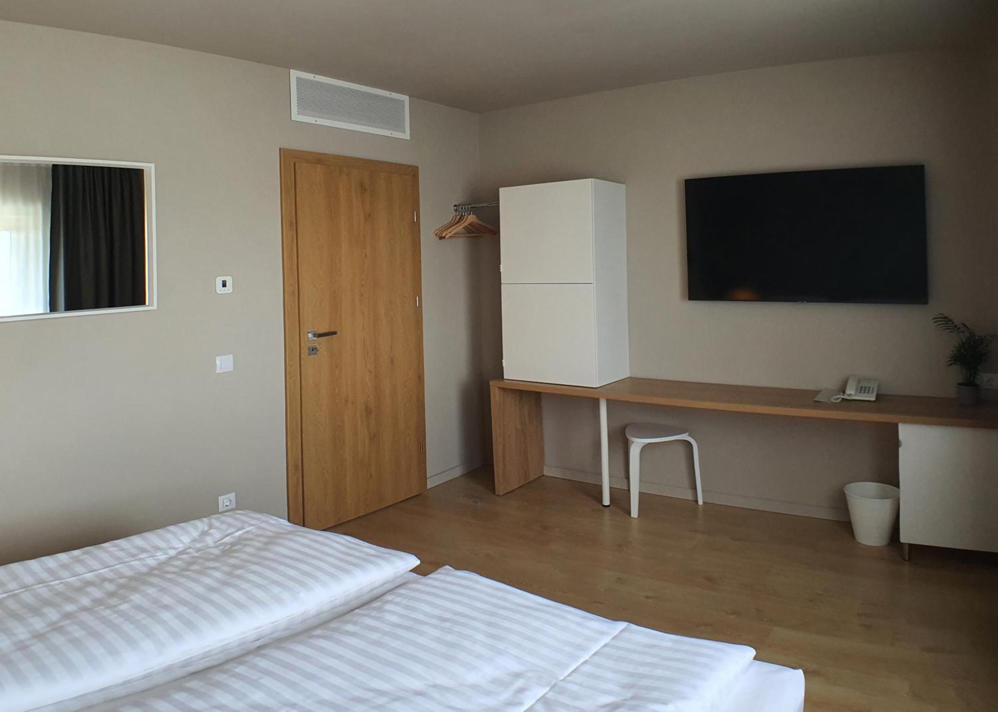 Marida Hotel Satu Mare Exterior photo